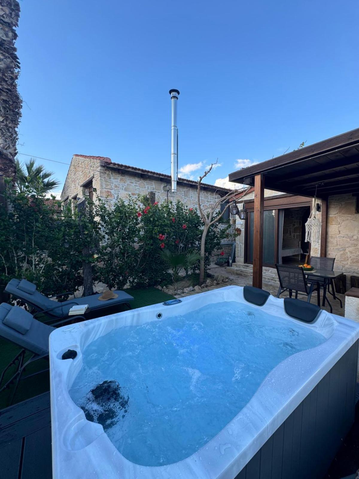 Studio Eleni - Oasis Holiday Houses Kókinosz Pírgosz Kültér fotó
