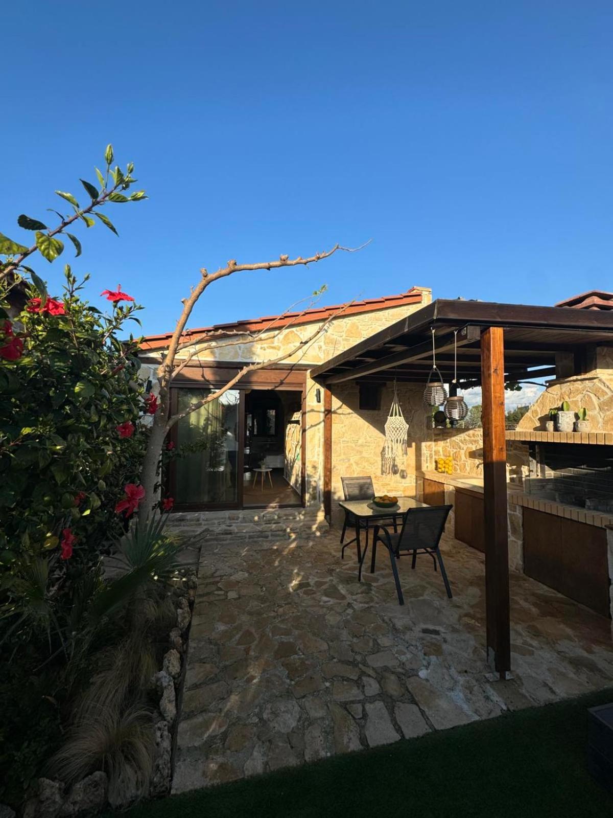 Studio Eleni - Oasis Holiday Houses Kókinosz Pírgosz Kültér fotó